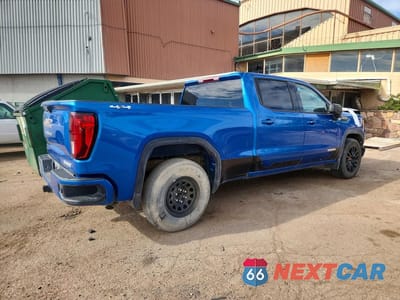 Trzecie zdjęcie samochodu z tyłu: 2022 GMC SIERRA K1500 ELEVATION VIN:1GTUUCED0NZ614942 - miniatura