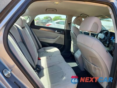 Zdjęcie 10 z 13 samochodu: 2016 HYUNDAI SONATA SPORT VIN:5NPE34AF2GH260792 - miniatura