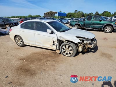 Czwarte zdjęcie samochodu z boku: 2009 HONDA ACCORD EXL VIN:1HGCP26889A112104 - miniatura