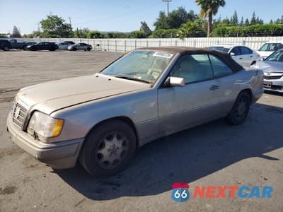 1995 MERCEDES-BENZ E 320 WDBEA66E9SC176974 - główne zdjęcie licytacji z USA - miniatura