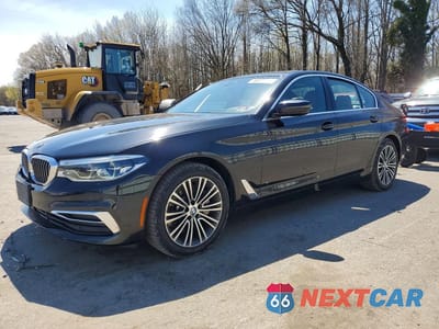 2019 BMW 540 XI WBAJE7C50KWW13352 - główne zdjęcie licytacji z USA - miniatura