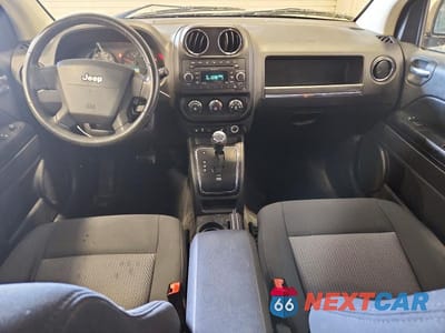 Zdjęcie 8 z 13 samochodu: 2010 JEEP COMPASS SPORT VIN:1J4NF1FB7AD675836 - miniatura