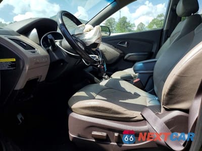 Zdjęcie 7 z 13 samochodu: 2014 HYUNDAI TUCSON SE VIN:KM8JU3AGXEU939514 - miniatura