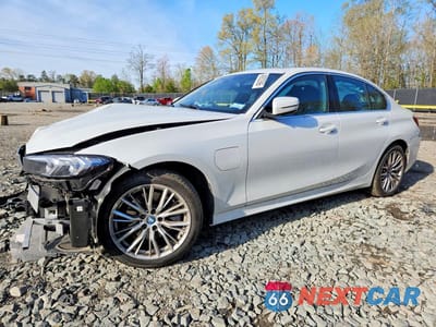 2024 BMW 330E 3MW39FF04R8E66737 - główne zdjęcie licytacji z USA - miniatura