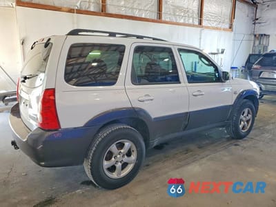 Trzecie zdjęcie samochodu z tyłu: 2006 MAZDA TRIBUTE S VIN:4F2CZ94186KM23156 - miniatura