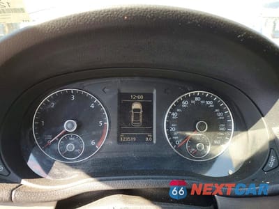 Zdjęcie 9 z 11 samochodu: 2014 VOLKSWAGEN PASSAT SE VIN:1VWBN7A34EC110175 - miniatura