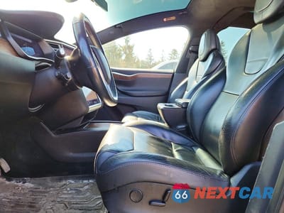 Zdjęcie 7 z 13 samochodu: 2017 TESLA MODEL X VIN:5YJXCDE29HF045698 - miniatura