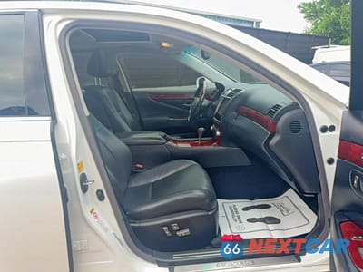 Piąte zdjęcie samochodu w środku: 2012 LEXUS LS 460 BASE VIN:JTHBL5EF2C5108619 - miniatura