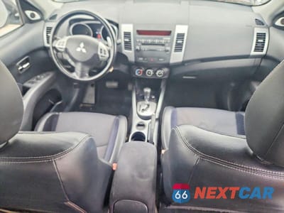 Zdjęcie 8 z 13 samochodu: 2010 MITSUBISHI OUTLANDER SE VIN:JA4AS3AW2AZ009454 - miniatura