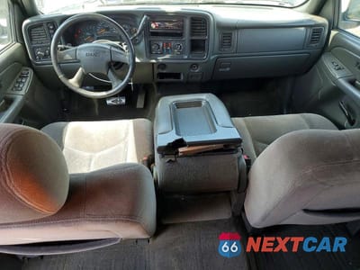 Zdjęcie 8 z 12 samochodu: 2006 GMC NEW SIERRA K1500 VIN:2GTEK13T661189553 - miniatura