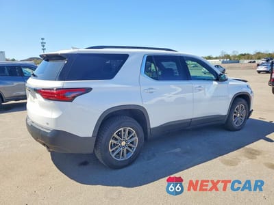Trzecie zdjęcie samochodu z tyłu: 2024 CHEVROLET TRAVERSE LIMITED LT VIN:1GNETVKW3RJ129361 - miniatura