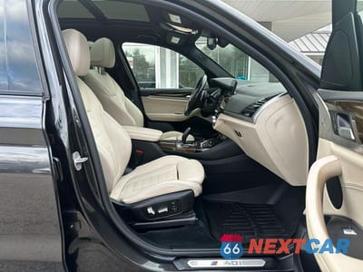 Piąte zdjęcie samochodu w środku: 2020 BMW X3 XDRIVEM40I VIN:5UXTY9C07L9C80121 - miniatura