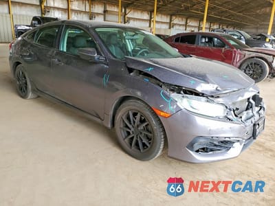 Czwarte zdjęcie samochodu z boku: 2018 HONDA CIVIC LX VIN:19XFC2F53JE003029 - miniatura