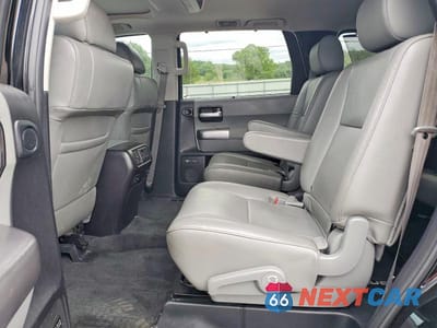 Zdjęcie 11 z 13 samochodu: 2018 TOYOTA SEQUOIA LIMITED VIN:5TDJY5G19JS165004 - miniatura