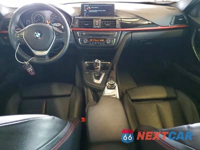 Zdjęcie 8 z 13 samochodu: 2013 BMW 328 XI VIN:WBA3B3C5XDF543436 - miniatura