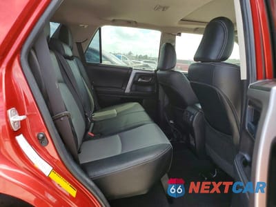 Zdjęcie 11 z 12 samochodu: 2021 TOYOTA 4RUNNER SR5 PREMIUM VIN:JTENU5JR5M5867547 - miniatura