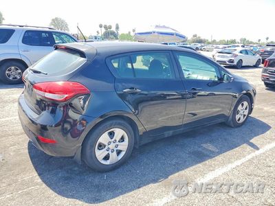 Trzecie zdjęcie samochodu z tyłu: 2017 KIA FORTE LX VIN:KNAFK5A88H5678528 - miniatura