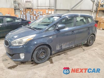 2015 KIA RONDO KNAHT8A36F7089703 - główne zdjęcie licytacji z USA - miniatura