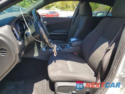 Zdjęcie 7 z 12 samochodu: 2019 DODGE CHARGER SXT VIN:2C3CDXBGXKH678777 - miniatura