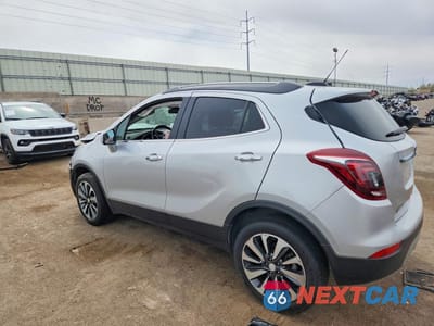 Drugie zdjęcie samochodu z przodu: 2022 BUICK ENCORE PREFERRED VIN:KL4CJESM8NB561897 - miniatura
