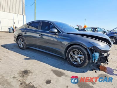 Czwarte zdjęcie samochodu z boku: 2023 HYUNDAI SONATA SE VIN:KMHL24JA0PA248321 - miniatura