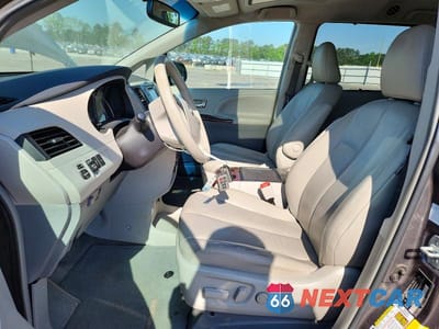 Zdjęcie 7 z 13 samochodu: 2014 TOYOTA SIENNA XLE 8-PASSENGER VIN:5TDYK3DC6ES518024 - miniatura