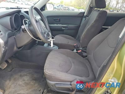 Zdjęcie 7 z 12 samochodu: 2013 KIA SOUL BASE VIN:KNDJT2A58D7550061 - miniatura