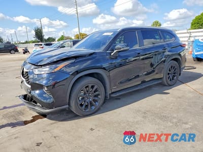 2025 TOYOTA HIGHLANDER HYBRID XLE 5TDKBRCH1SS666311 - główne zdjęcie licytacji z USA - miniatura