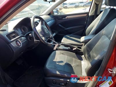 Zdjęcie 7 z 12 samochodu: 2015 VOLKSWAGEN PASSAT S VIN:1VWAT7A31FC034403 - miniatura