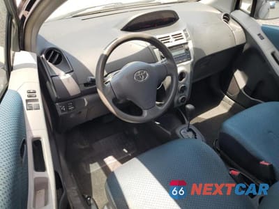 Zdjęcie 8 z 12 samochodu: 2007 TOYOTA YARIS BASE VIN:JTDJT903275138551 - miniatura