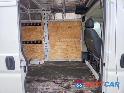 Zdjęcie 11 z 13 samochodu: 2019 RAM PROMASTER 2500 DELIVERY VAN VIN:3C6TRVDG7KE507664 - miniatura