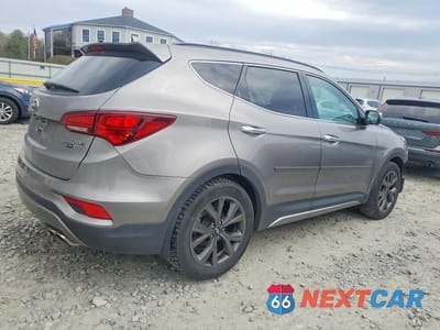 Trzecie zdjęcie samochodu z tyłu: 2018 HYUNDAI SANTA FE SPORT 2.0T ULTIMATE VIN:5XYZWDLA6JG535847 - miniatura