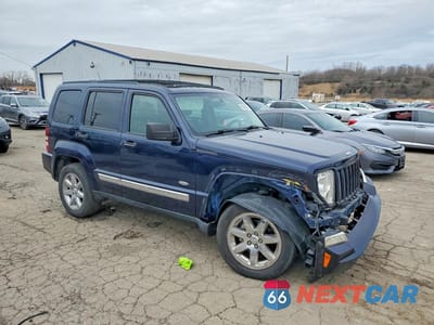 Czwarte zdjęcie samochodu z boku: 2012 JEEP LIBERTY SPORT VIN:1C4PJMAK8CW187895 - miniatura