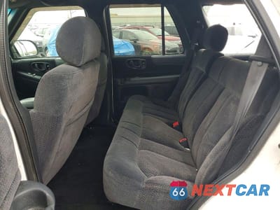 Zdjęcie 11 z 13 samochodu: 2001 CHEVROLET BLAZER VIN:1GNDT13W712110507 - miniatura