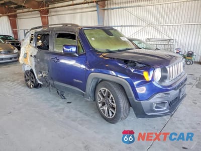 Czwarte zdjęcie samochodu z boku: 2016 JEEP RENEGADE LATITUDE VIN:ZACCJABT7GPD58806 - miniatura