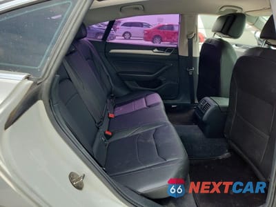 Zdjęcie 10 z 12 samochodu: 2019 VOLKSWAGEN ARTEON SE VIN:WVWBR7AN0KE000670 - miniatura