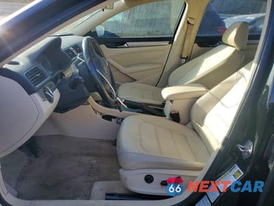 Zdjęcie 7 z 12 samochodu: 2015 VOLKSWAGEN PASSAT S VIN:1VWAS7A31FC119647 - miniatura
