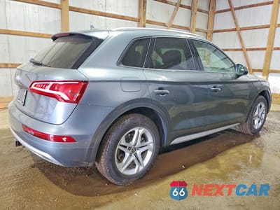 Trzecie zdjęcie samochodu z tyłu: 2018 AUDI Q5 PREMIUM VIN:WA1ANAFY1J2216867 - miniatura