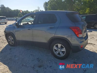 Drugie zdjęcie samochodu z przodu: 2020 CHEVROLET TRAX LS VIN:3GNCJKSB1LL303128 - miniatura
