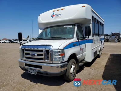 2017 FORD ECONOLINE E450 SUPER DUTY CUTAWAY VAN 1FDFE4FS8HDC01494 - główne zdjęcie licytacji z USA - miniatura