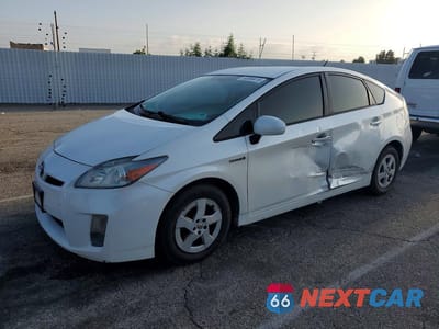 2011 TOYOTA PRIUS TWO JTDKN3DU4B5318430 - główne zdjęcie licytacji z USA - miniatura