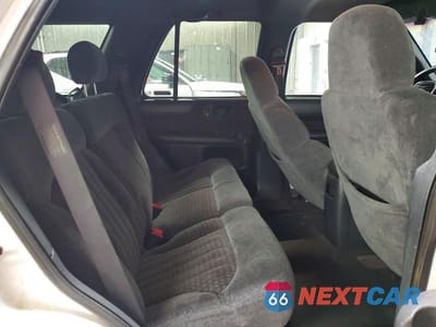 Zdjęcie 10 z 12 samochodu: 1998 CHEV BLAZER VIN:1GNDT13W9W2248136 - miniatura