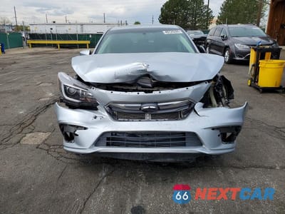Piąte zdjęcie samochodu w środku: 2018 SUBARU LEGACY 2.5I PREMIUM VIN:4S3BNAD61J3017565 - miniatura