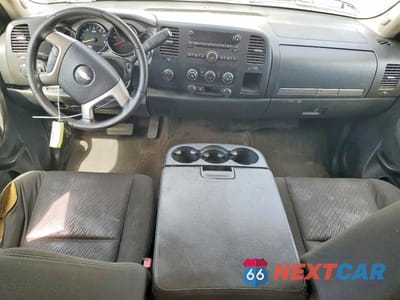 Zdjęcie 8 z 12 samochodu: 2014 CHEVROLET SILVERADO 2500 CARGO UTILITY / SERVICE TRUCK VIN:1GC1KXCG1EF105814 - miniatura
