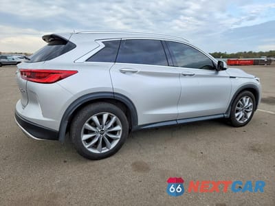 Trzecie zdjęcie samochodu z tyłu: 2021 INFINITI QX50 LUXE VIN:3PCAJ5BB0MF120353 - miniatura