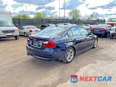 Czwarte zdjęcie samochodu z boku: 2008 BMW 328 I VIN:WBAVA37528NL49954 - miniatura