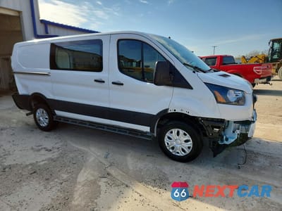 Czwarte zdjęcie samochodu z boku: 2025 FORD TRANSIT 250 DELIVERY VAN VIN:1FTBR1Y86SKA63464 - miniatura