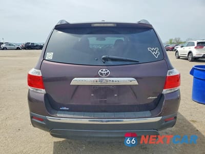 Zdjęcie 6 z 13 samochodu: 2011 TOYOTA HIGHLANDER SE VIN:5TDBK3EH7BS077791 - miniatura
