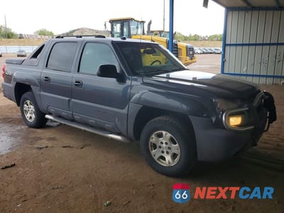Czwarte zdjęcie samochodu z boku: 2004 CHEVROLET AVALANCHE K1500 VIN:3GNEK12T94G292527 - miniatura