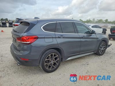 Trzecie zdjęcie samochodu z tyłu: 2021 BMW X1 SDRIVE28I VIN:WBXJG7C03M5T04309 - miniatura